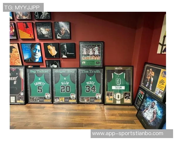 老哥你又胖了美记与绿军传奇安东尼沃克合影引发热议